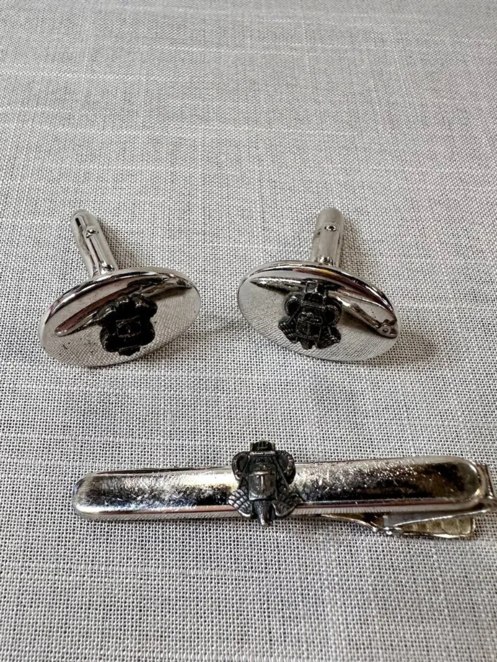Vintage 1942 Anson City of Richmond Shield Tie Clip and Cufflinks